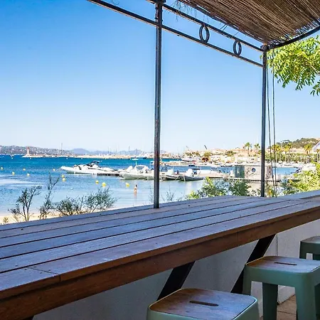 Amphitrite, Tropez *